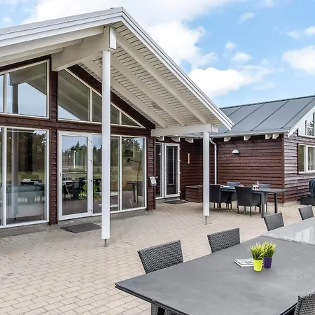 5 Star In Ålbæk